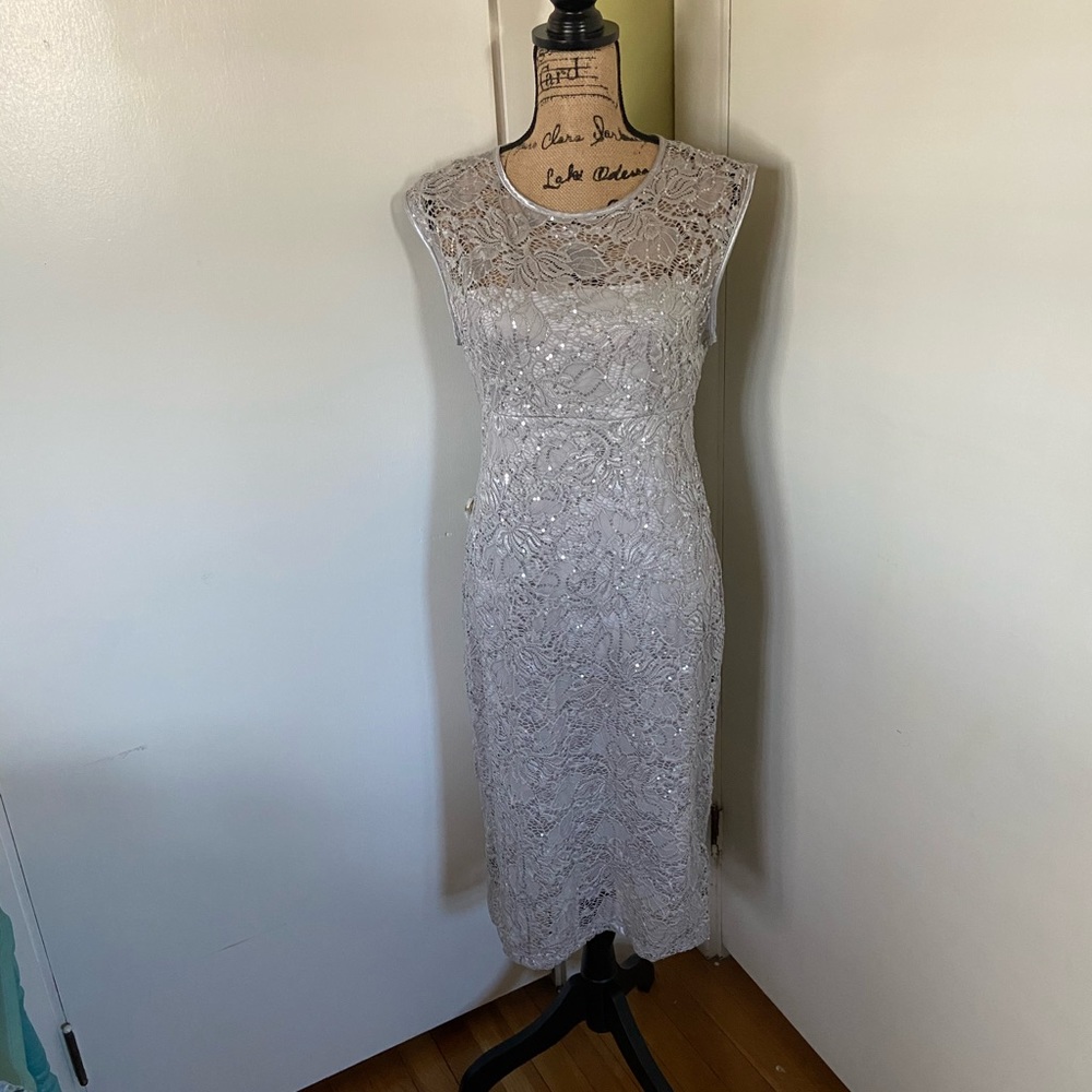 Stretch lace and sequins dress